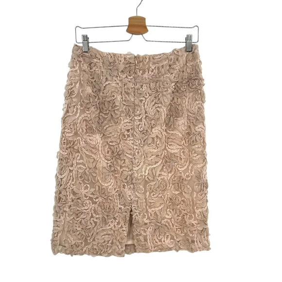 Mikael Aghal Rosette Embroidered Pencil Skirt Cream Beige Blush Size 6 - Picture 5 of 9